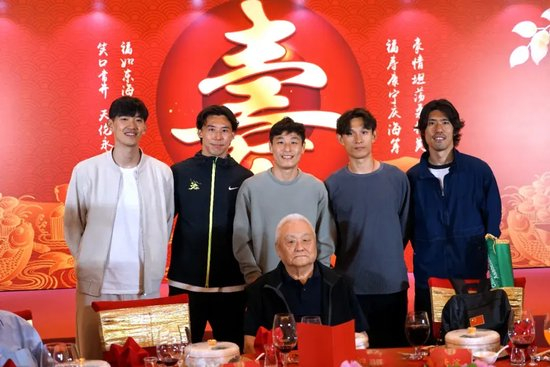 ✨【发财入口 6108.vip】✨HJC黄金城·集团成为游戏技术水平更高的大神案例展示