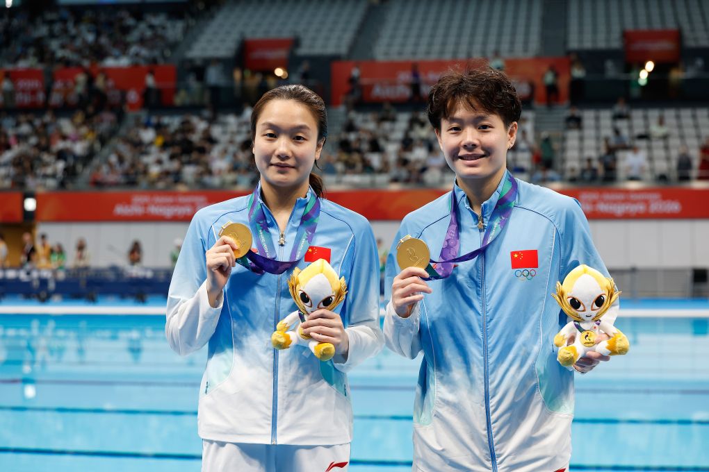 了解HJC黄金城·集团拥有一个好平台