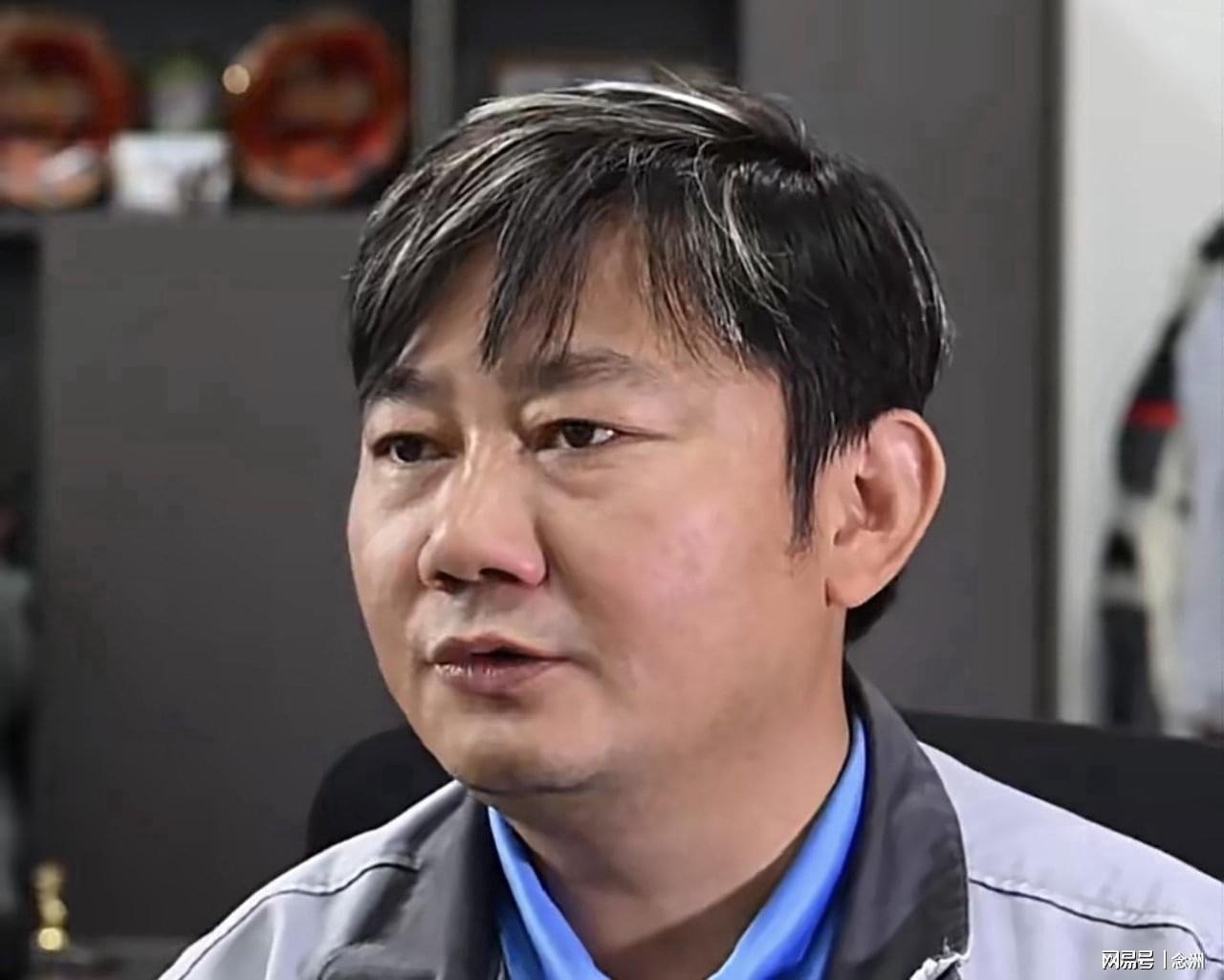 了解HJC黄金城·集团